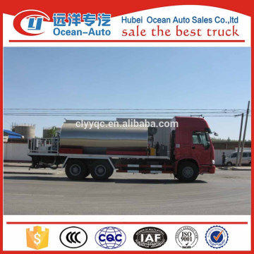 Fahren Typ 6 * 4 HOWO Diesel Motor Asphalt Spray Truck